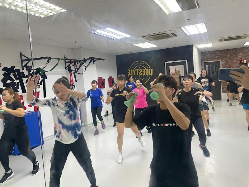 Studio West Bukit Batok photo 1