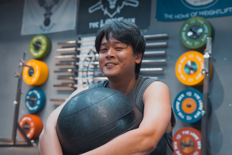 THE LIONS DEN photo 2