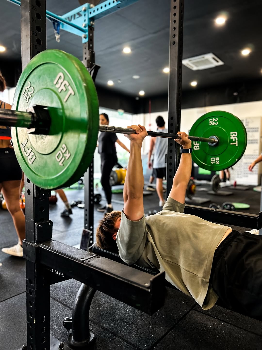 Snippets of yesterday’s UB strength grind🛠️