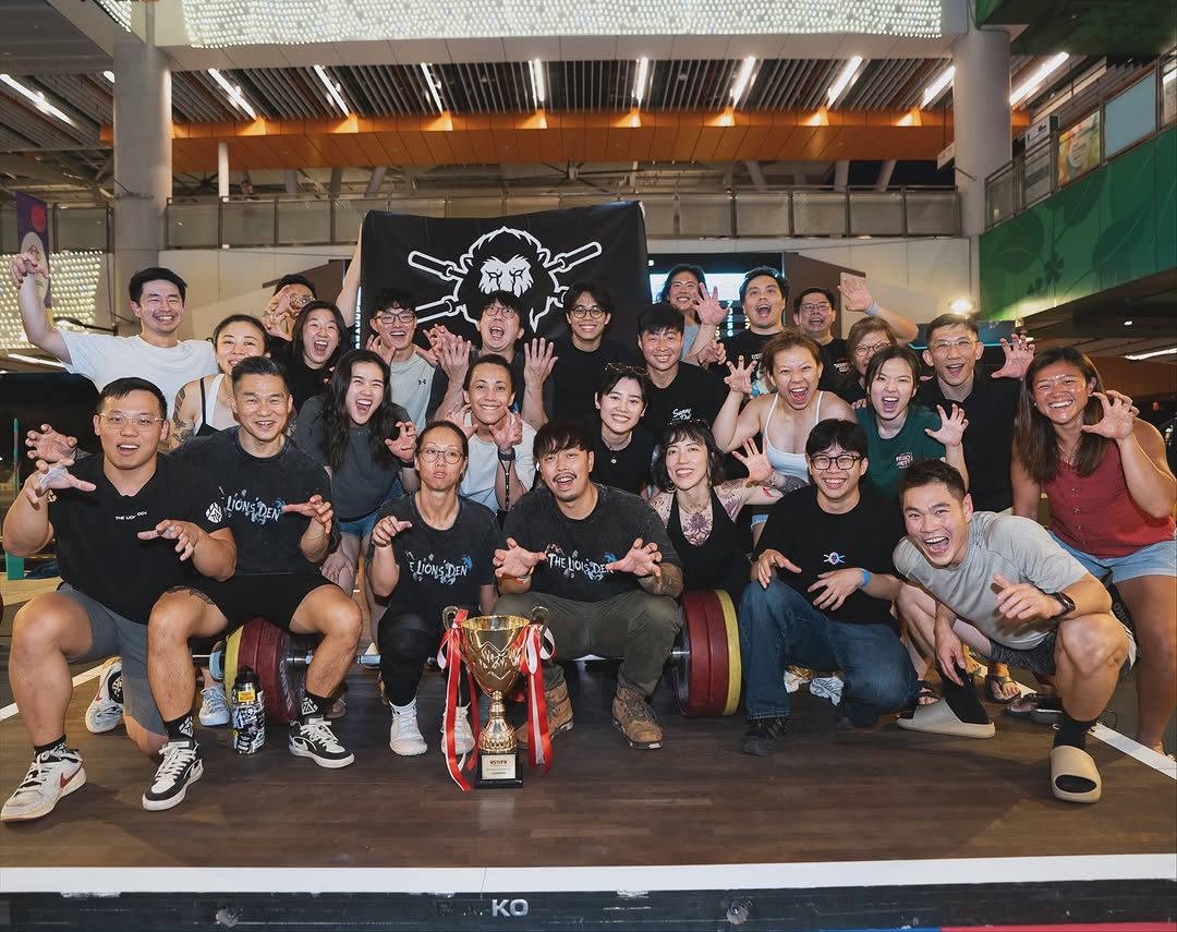 What a weekend! We came, we lifted, we RAWR! 🏆💥