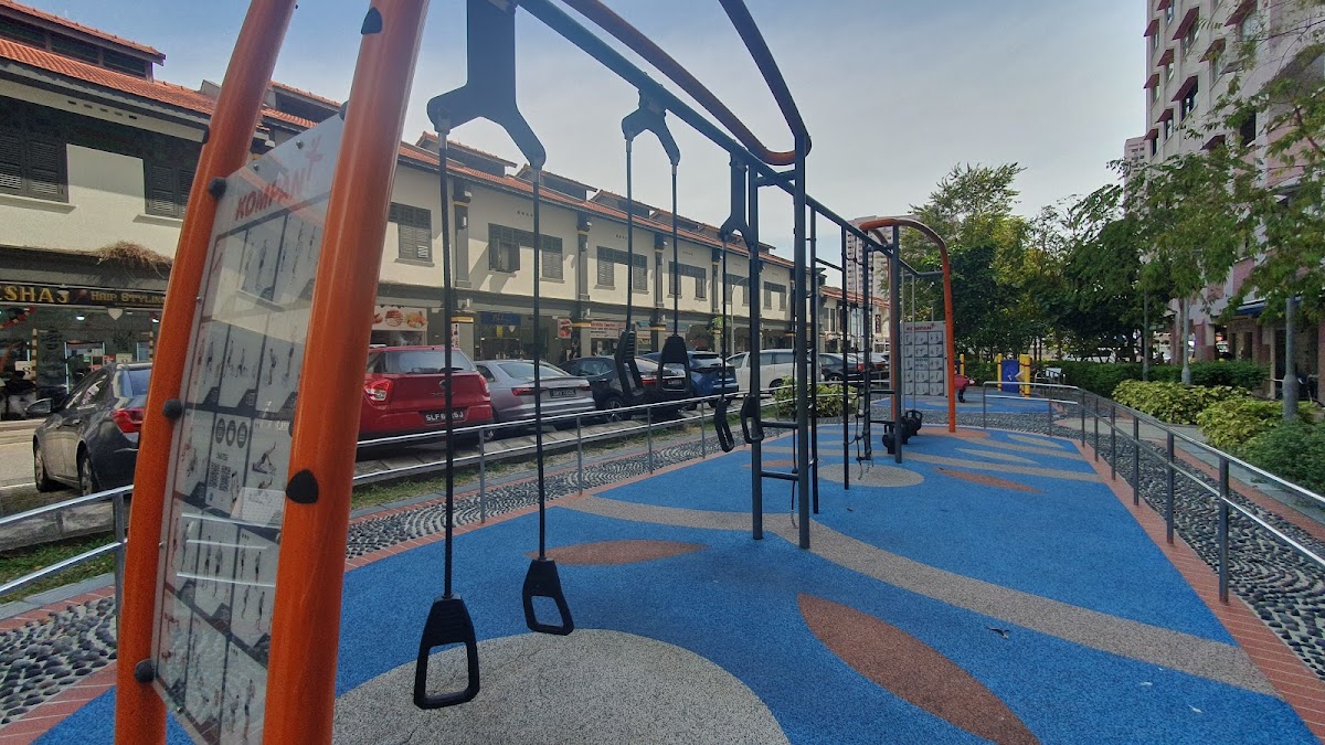 Fitness Corner beside Blk 668