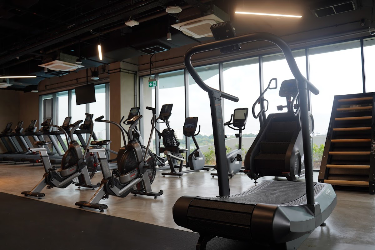 HomeTeamNS Fitness Workz Garage