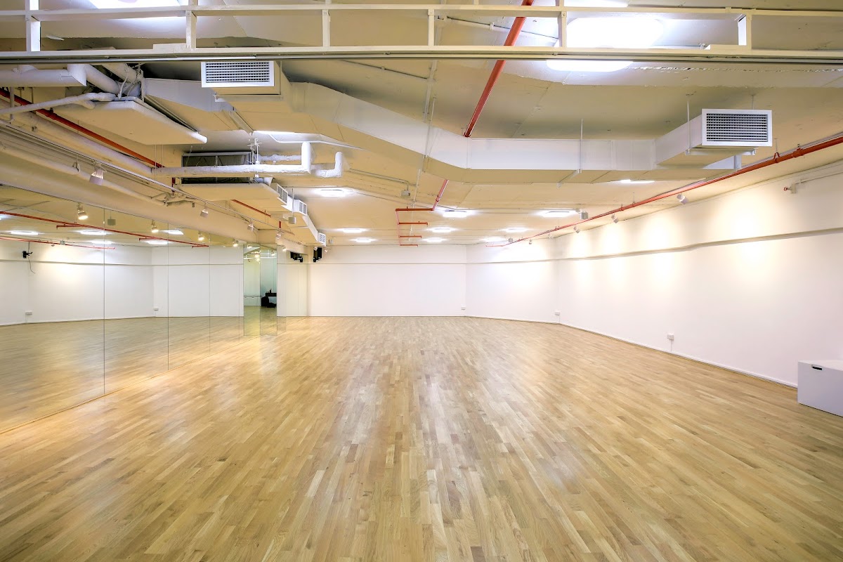 JR Fitness Singapore (City Hall)