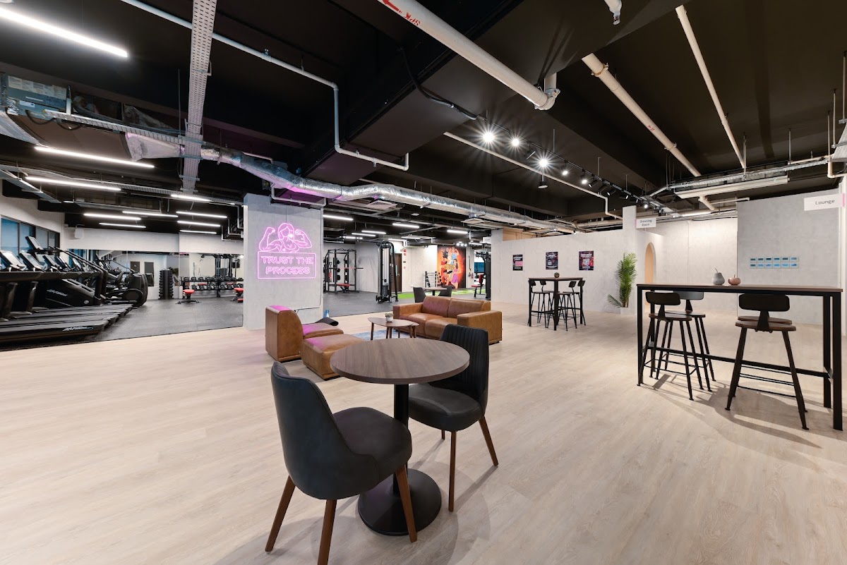 MSFIT 24HR Women's Gym