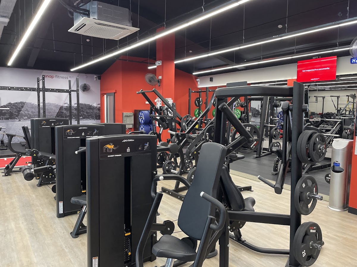 Snap Fitness 888 Plaza