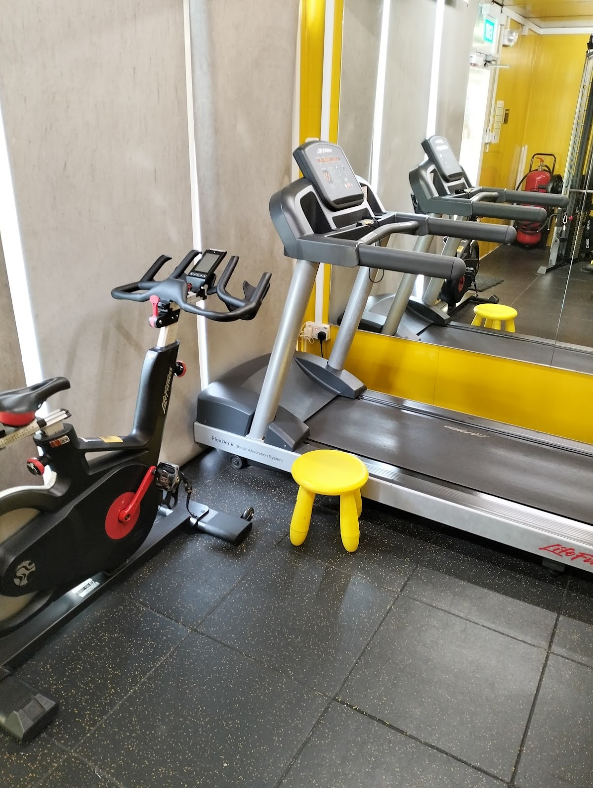 The Gym Pod @ Yishun Neighbourhood Park